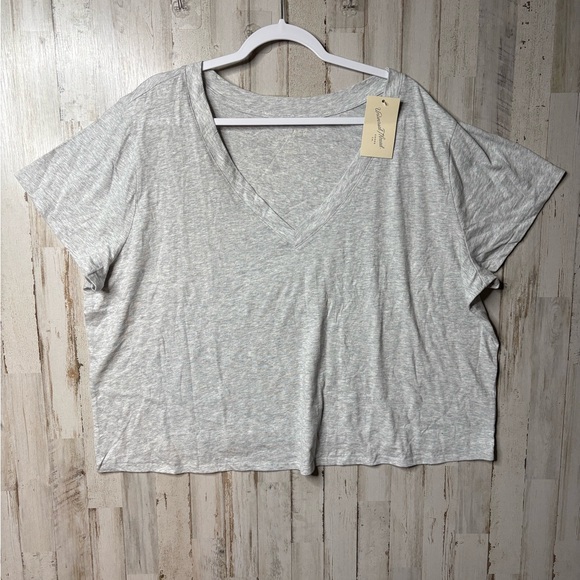 Universal Thread Tops - NEW UNIVERSAL THREAD Cropped V Neck Short Sleeve Cotton T Shirt Gray 3X NWT